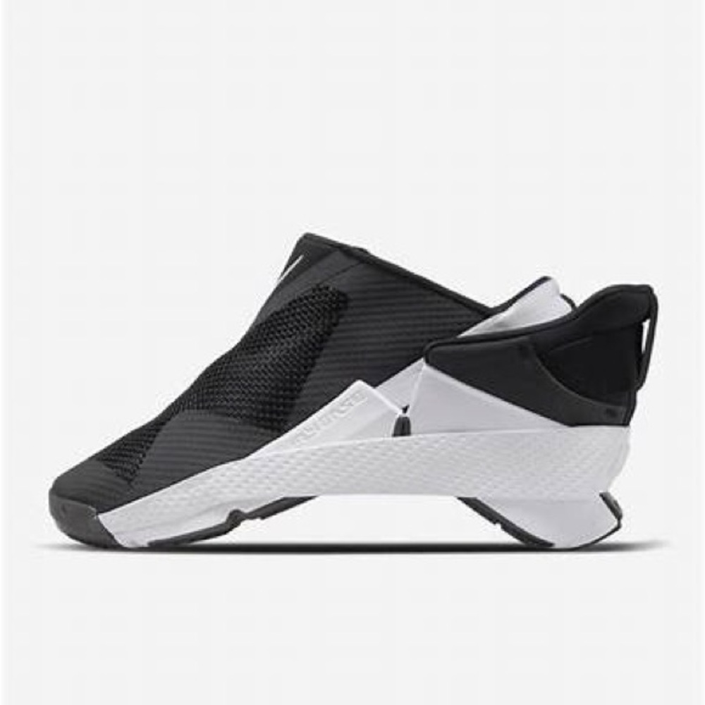Nike Black FlyEase Sneakers 9.5 M